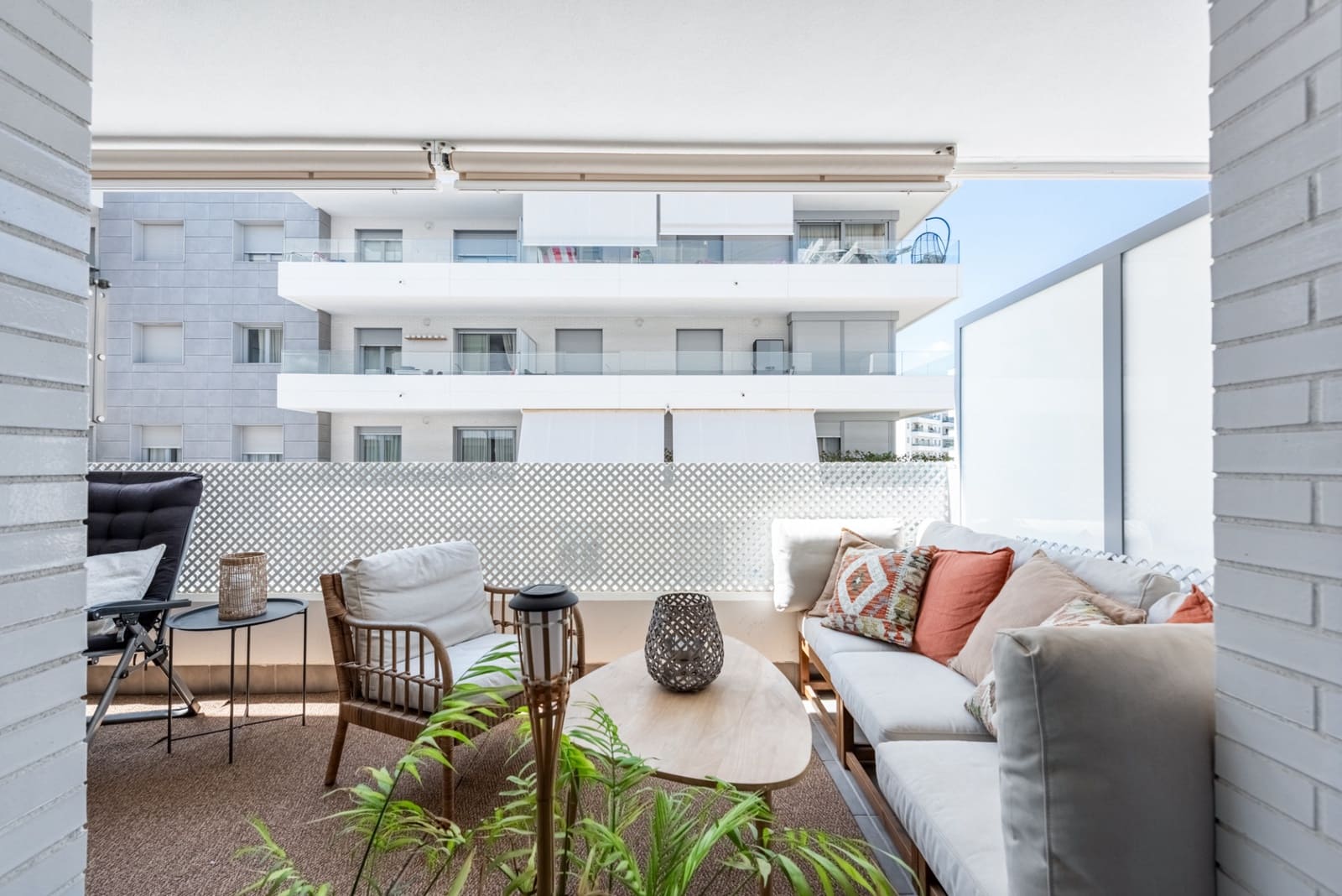 2 bedroom Apartment for sale in Marbella with pool garage - € 475,000 (Ref: 10109363)
