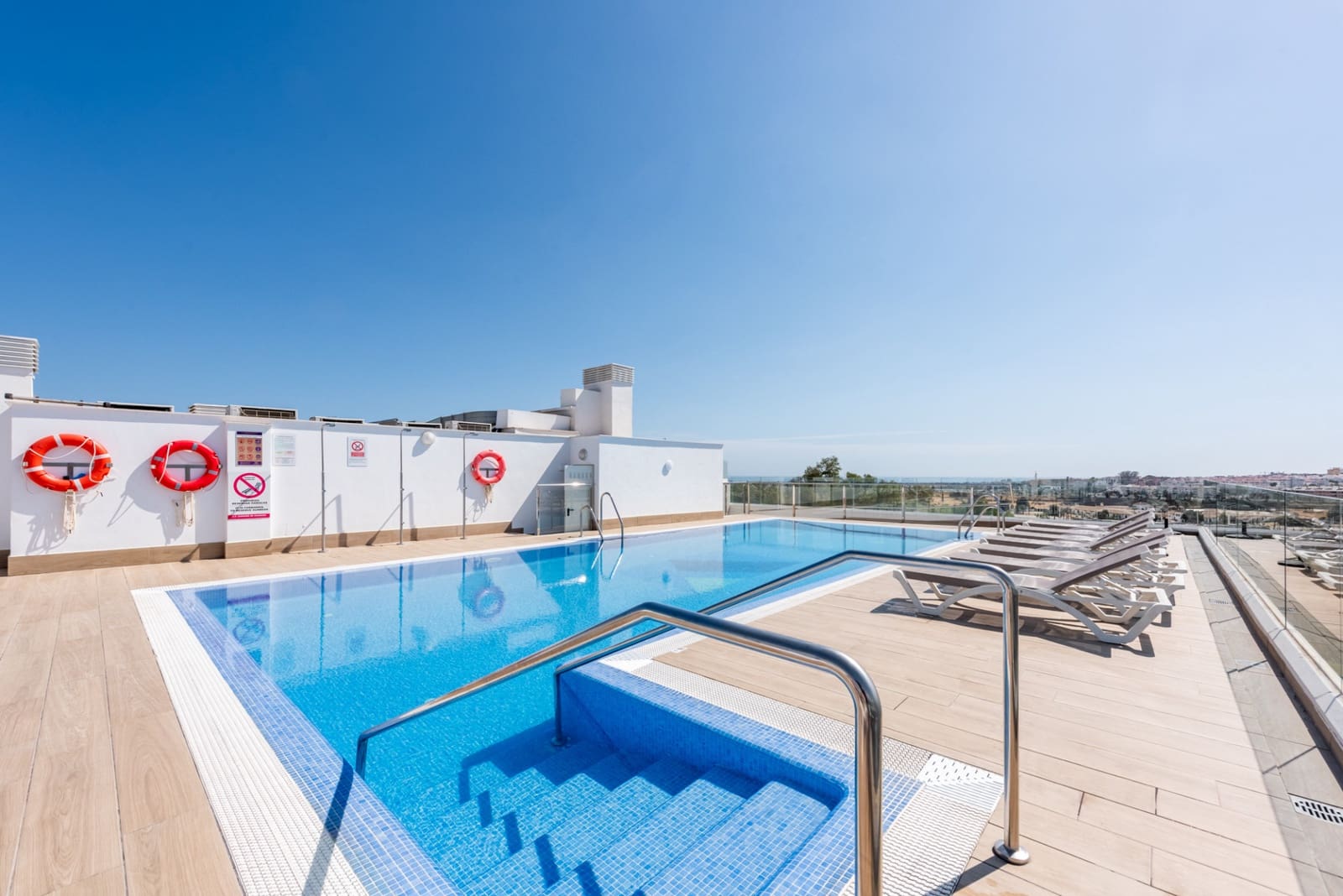 2 bedroom Apartment for sale in Marbella with pool garage - € 475,000 (Ref: 10109363)