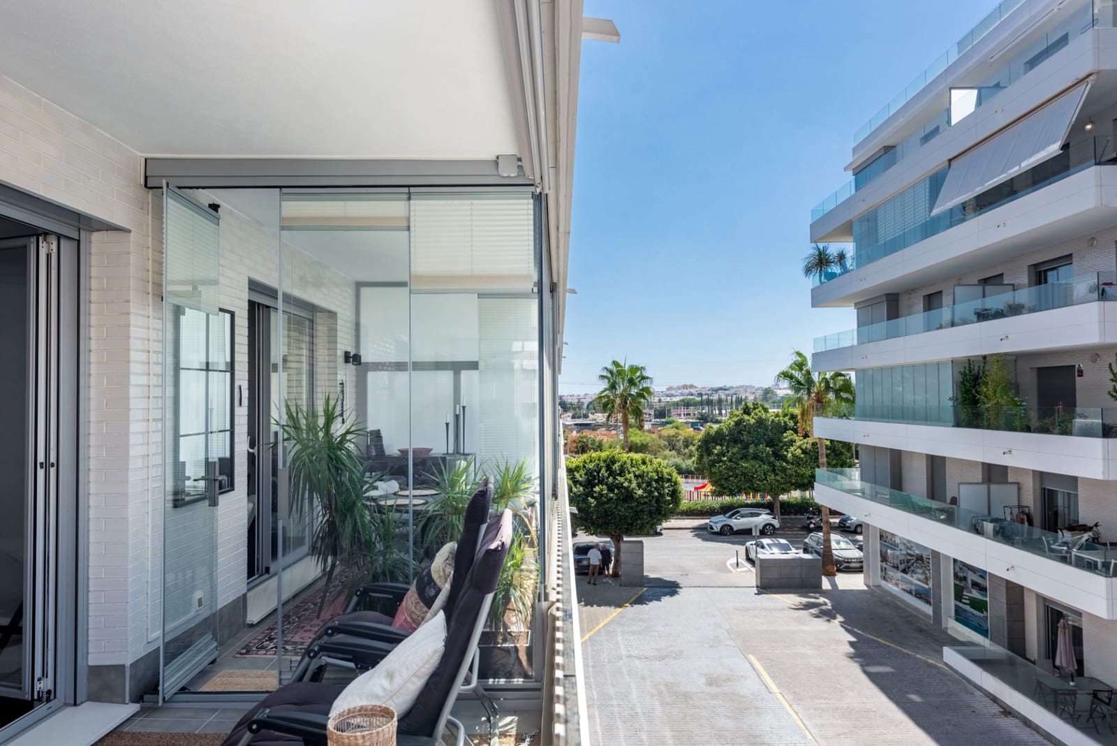 2 bedroom Apartment for sale in Marbella with pool garage - € 475,000 (Ref: 10109363)