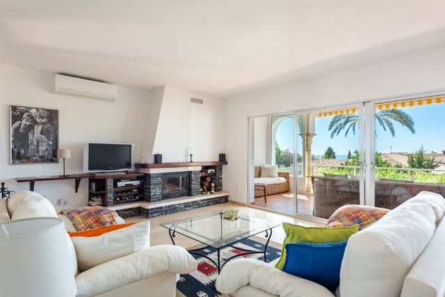 2 slaapkamer Huis te koop in El Paraíso, Benahavís met zwembad garage - € 490.000 (Ref: 10124244)