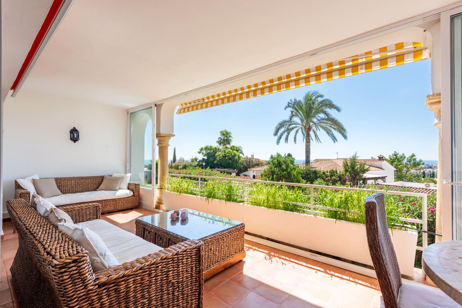 2 slaapkamer Huis te koop in Benahavis met zwembad garage - € 490.000 (Ref: 10124244)