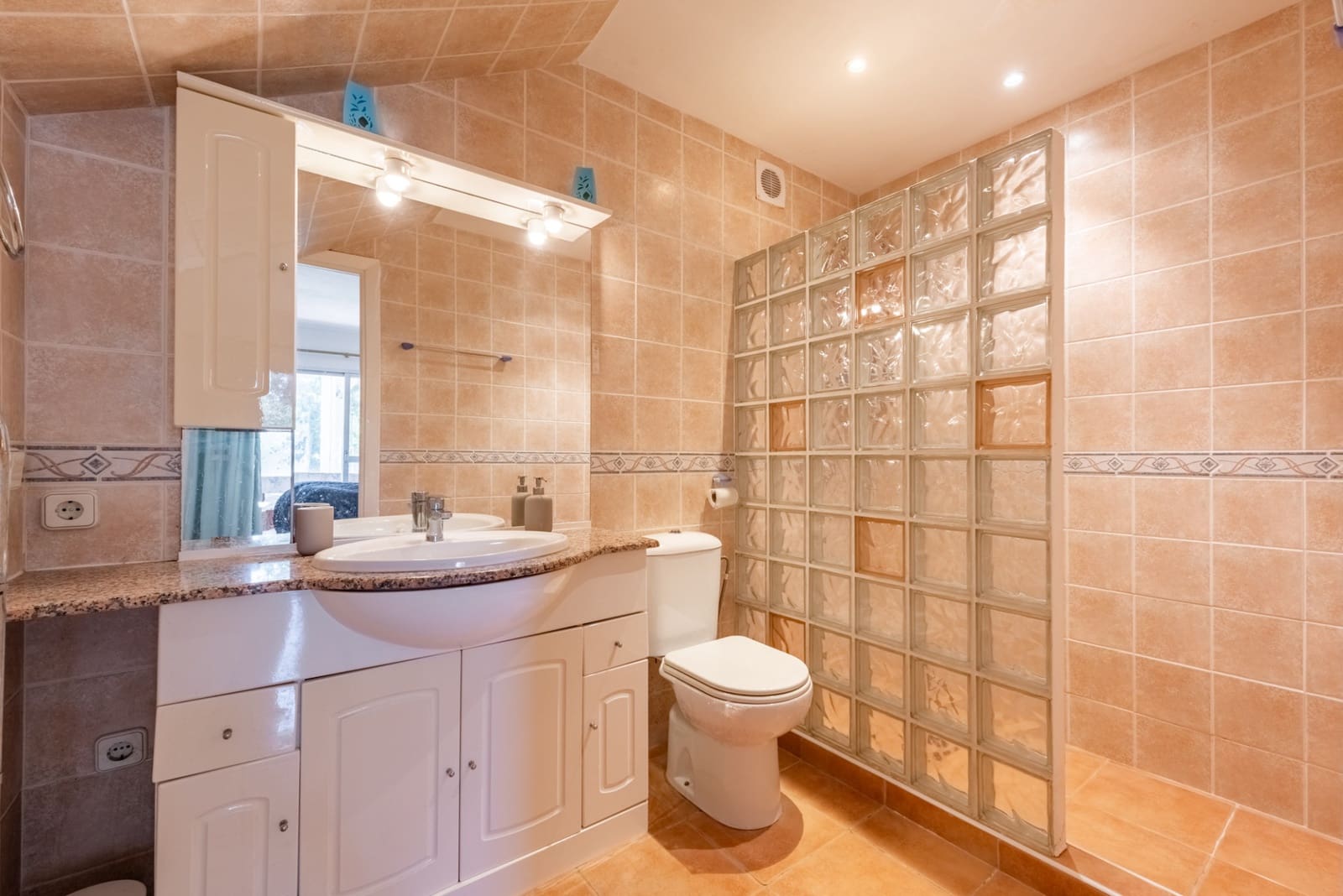 2 slaapkamer Huis te koop in Benahavis met zwembad garage - € 490.000 (Ref: 10124244)