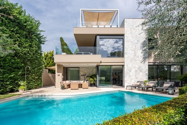 5 makuuhuone Huvila myytävänä paikassa La Carolina - Guadalpín, Marbella mukana uima-altaan 
autotalli - 4 980 000 € (Ref: 10146685)