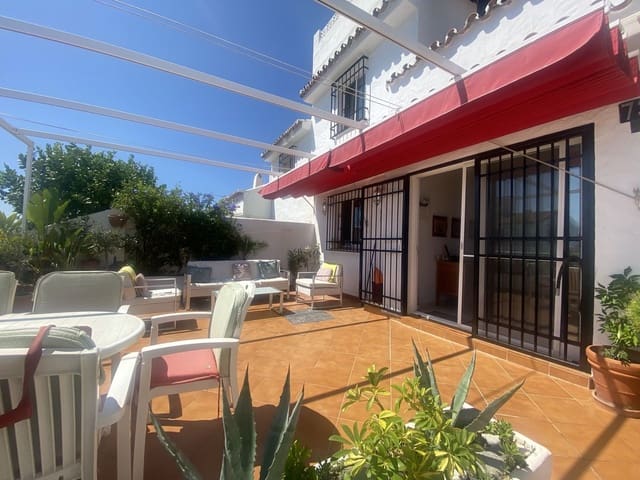 2 soveværelse Byhus til leje i Atalaya-Isdabe, Estepona med swimmingpool - € 1.700 (Ref: 8237347)