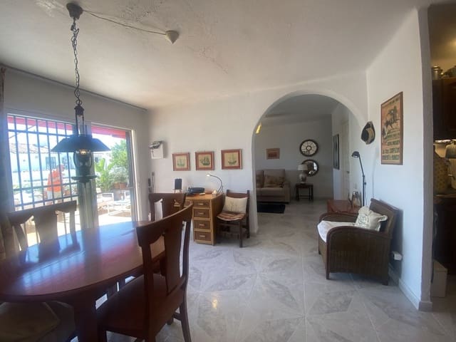 2 soveværelse Byhus til leje i Atalaya-Isdabe, Estepona med swimmingpool - € 1.700 (Ref: 8237347)