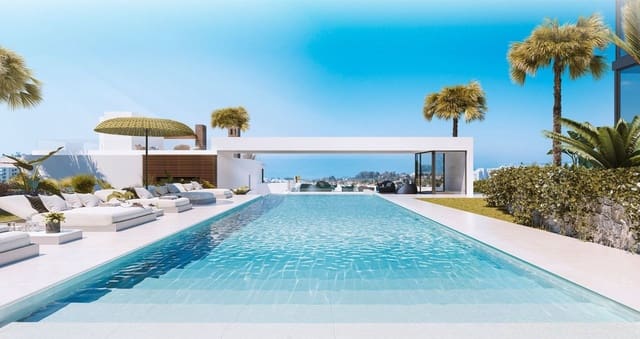 4 soveværelse Byhus til salg i Río Real, Marbella med swimmingpool garage - € 1.675.000 (Ref: 8640426)