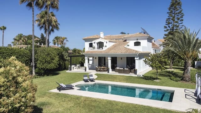 5 soverom Villa til salgs i Atalaya-Isdabe, Estepona med svømmebasseng garasje - € 2 795 000 (Ref: 8688282)