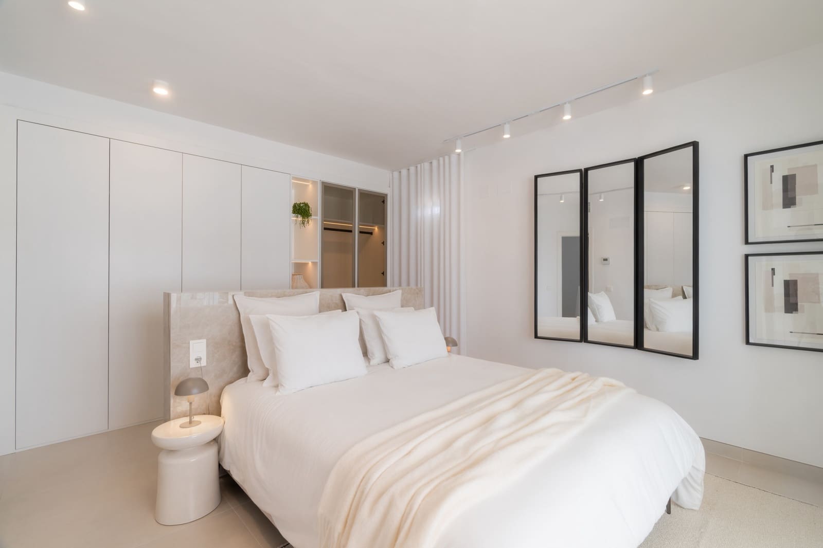 3 soveværelse Penthouse til salg i San Pedro de Alcantara med swimmingpool garage - € 1.695.000 (Ref: 9215746)