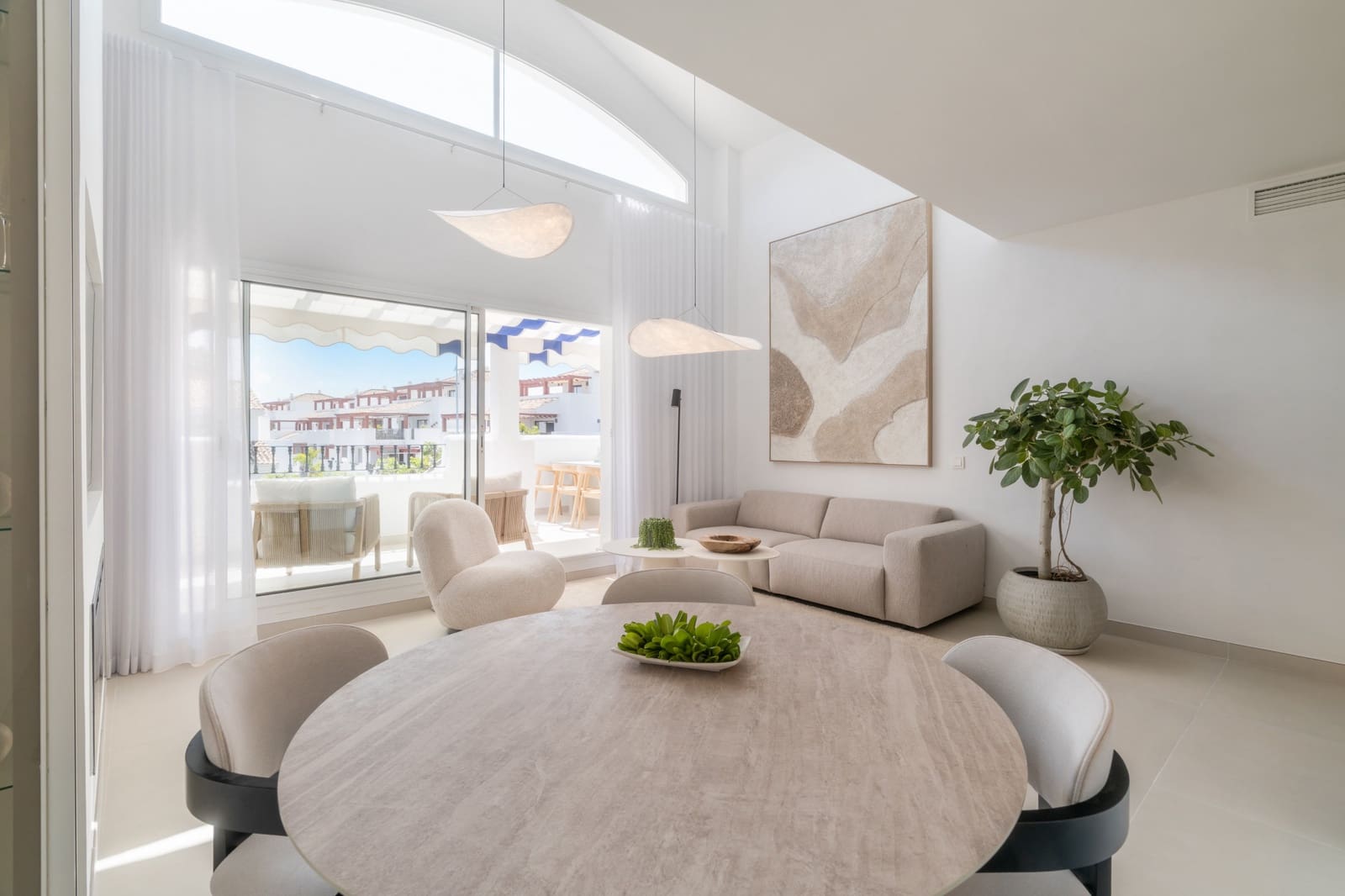 3 soveværelse Penthouse til salg i San Pedro de Alcantara med swimmingpool garage - € 1.695.000 (Ref: 9215746)