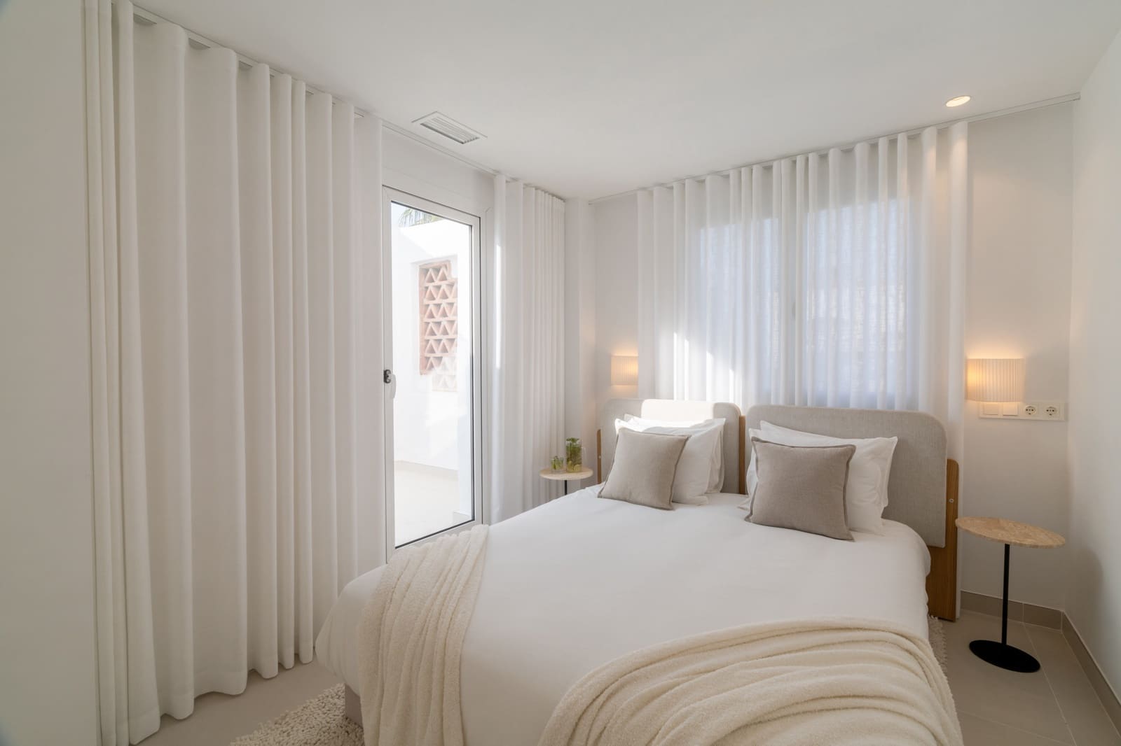 3 soveværelse Penthouse til salg i San Pedro de Alcantara med swimmingpool garage - € 1.695.000 (Ref: 9215746)