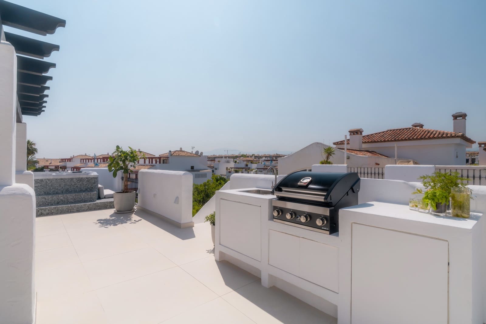 3 soveværelse Penthouse til salg i San Pedro de Alcantara med swimmingpool garage - € 1.695.000 (Ref: 9215746)