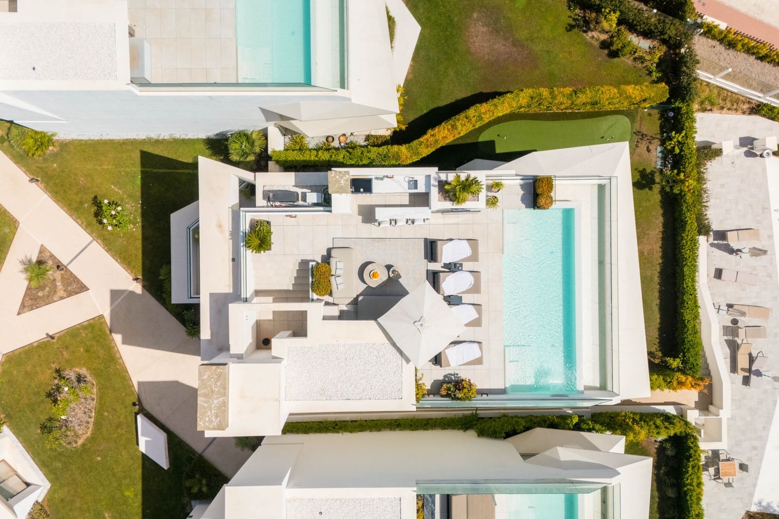 3 soveværelse Villa til salg i Marbella med swimmingpool garage - € 4.495.000 (Ref: 9215747)