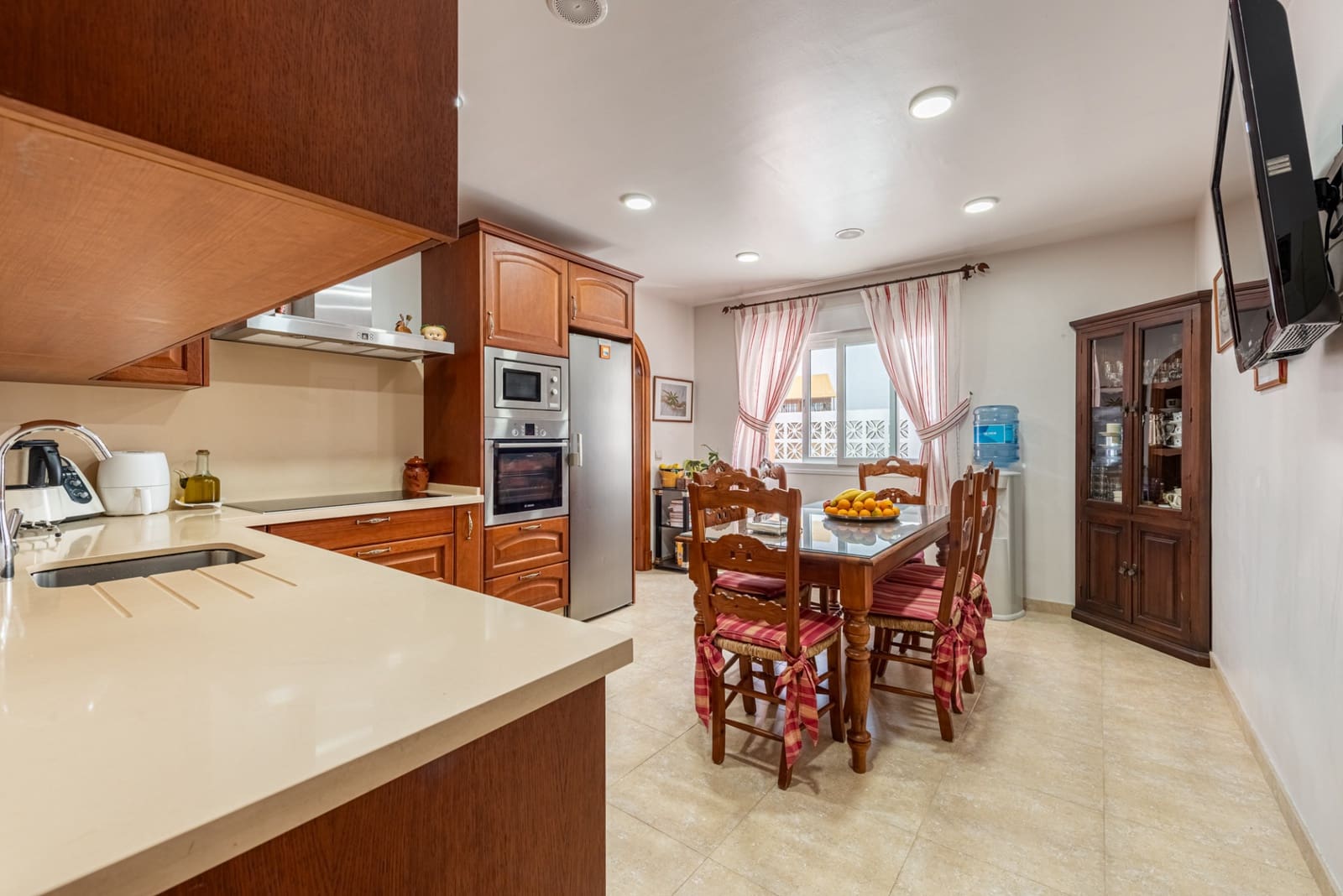 6 slaapkamer Villa te koop in San Pedro de Alcantara met zwembad garage - € 2.750.000 (Ref: 9217240)