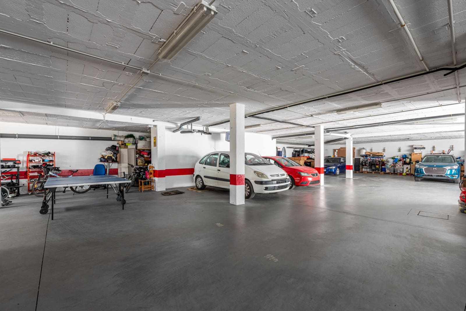 6 slaapkamer Villa te koop in San Pedro de Alcantara met zwembad garage - € 2.750.000 (Ref: 9217240)