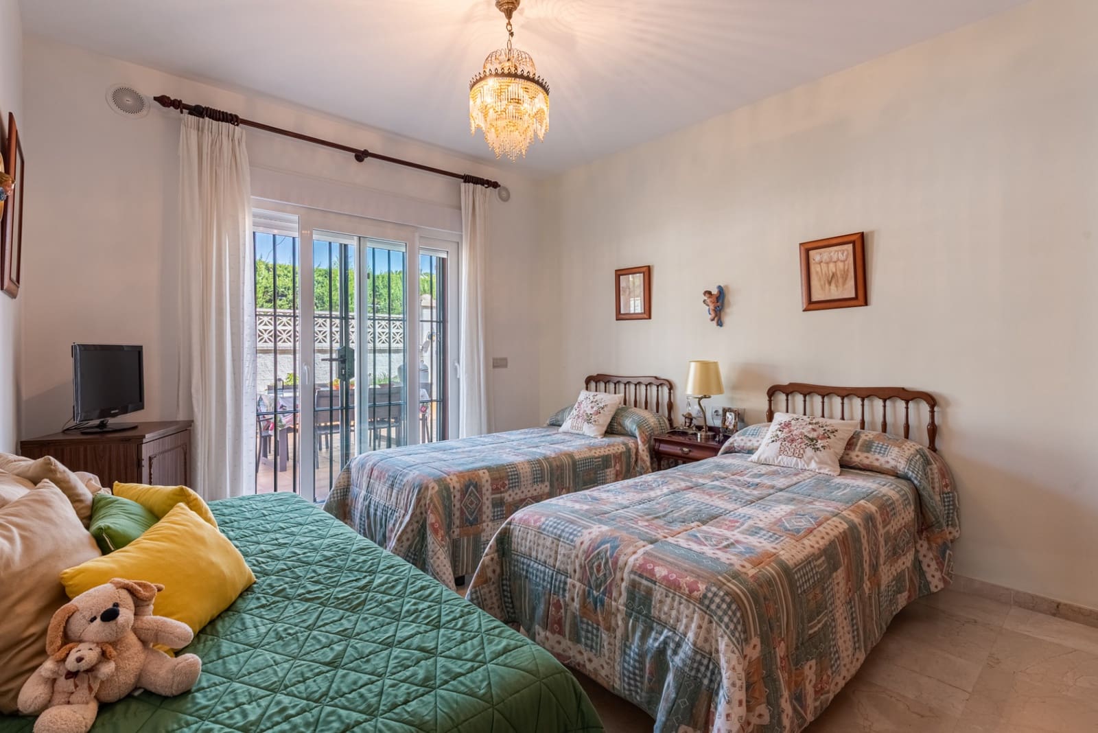 6 slaapkamer Villa te koop in San Pedro de Alcantara met zwembad garage - € 2.750.000 (Ref: 9217240)