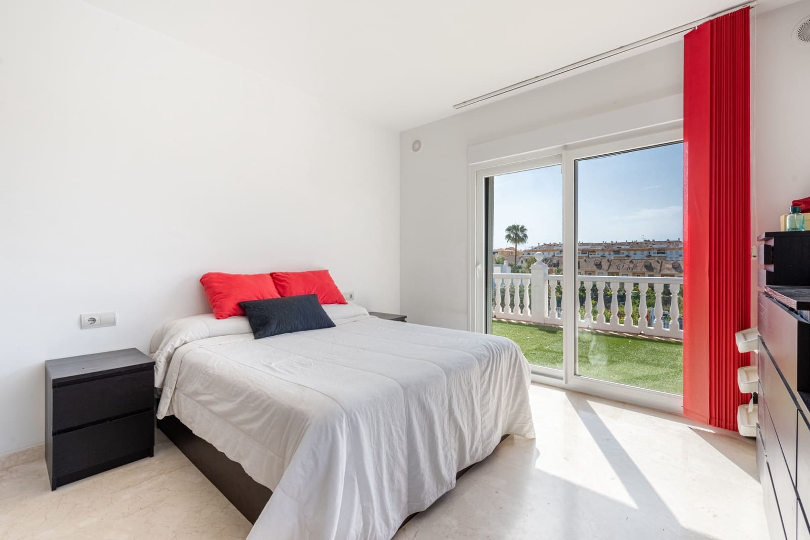 6 bedroom Villa for sale in San Pedro de Alcantara with pool garage - € 2,750,000 (Ref: 9217240)