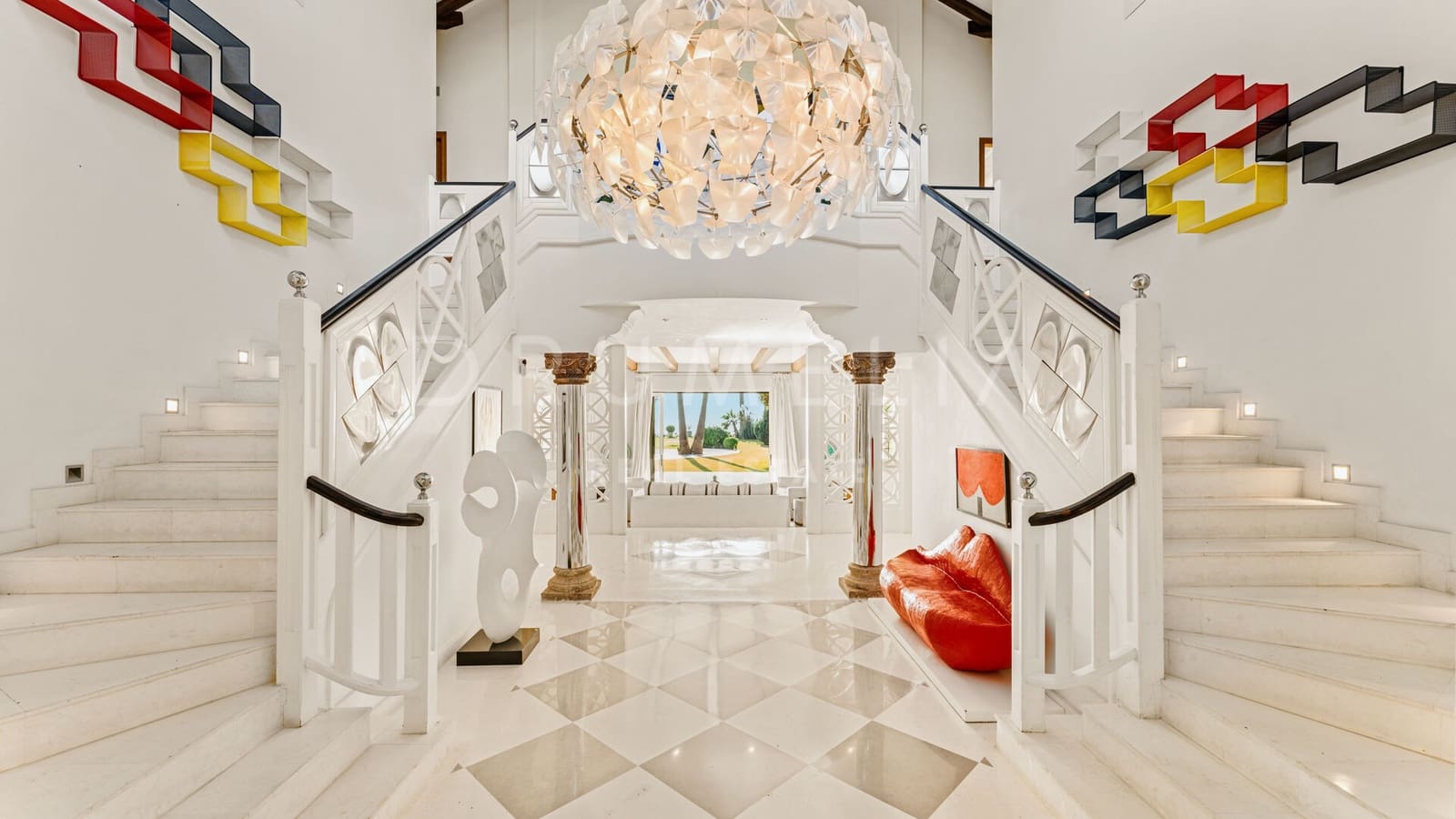 8 soverom Villa til salgs i New Golden Mile med svømmebasseng garasje - € 11 900 000 (Ref: 9217242)