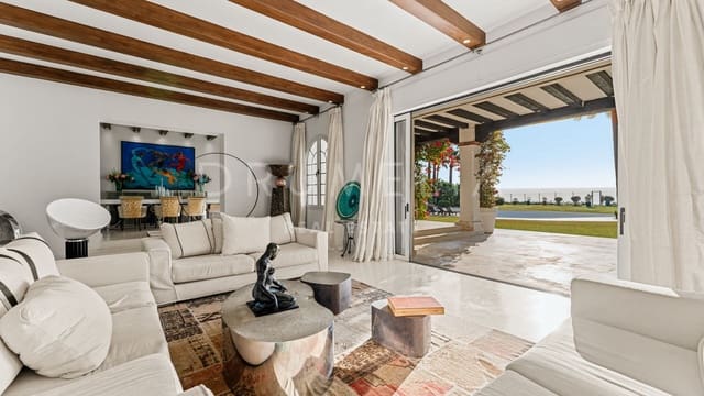 Chalet de 8 habitaciones en Paraiso - Barronal, Estepona en venta con piscina garaje - 11.900.000 € (Ref: 9217242)