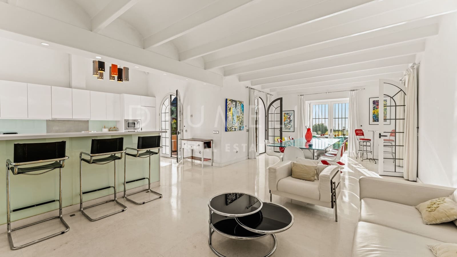 8 soverom Villa til salgs i New Golden Mile med svømmebasseng garasje - € 11 900 000 (Ref: 9217242)