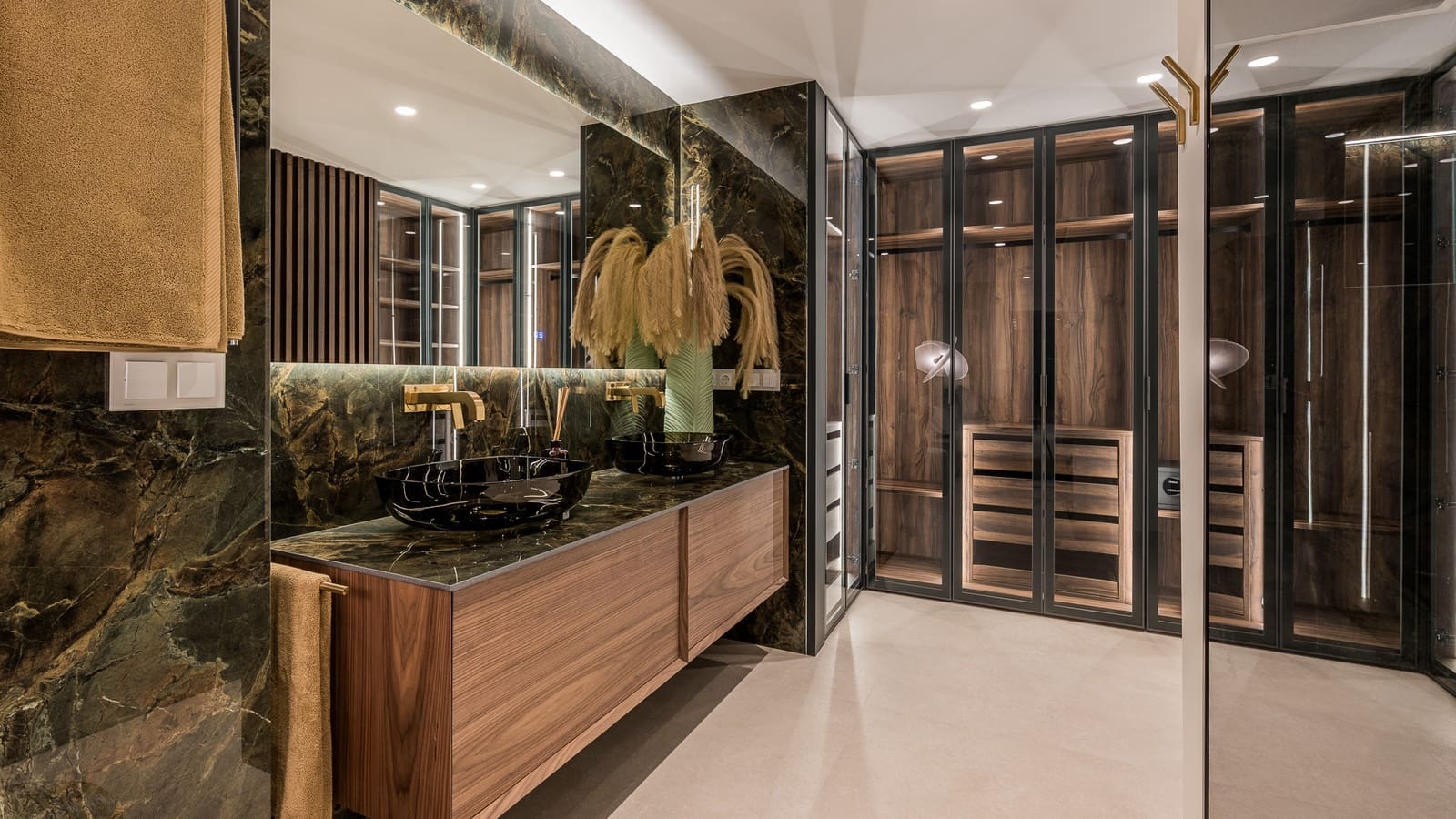 6 bedroom Apartment for sale in Marbella with pool garage - € 4,650,000 (Ref: 9217247)