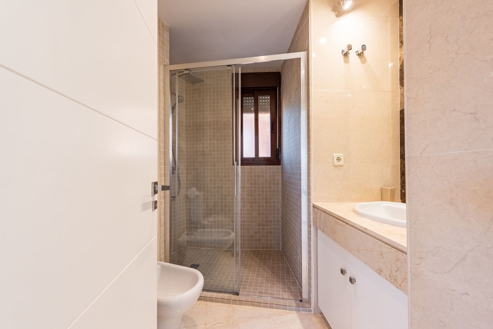 3 soveværelse Penthouse til salg i Costalita med swimmingpool garage - € 1.149.000 (Ref: 9217248)