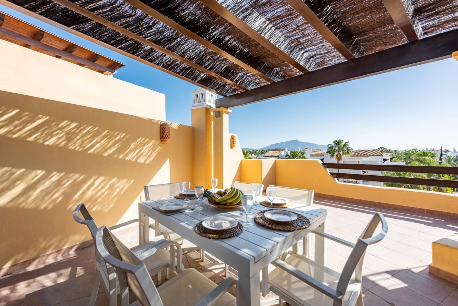 3 soveværelse Penthouse til salg i Costalita med swimmingpool garage - € 1.149.000 (Ref: 9217248)