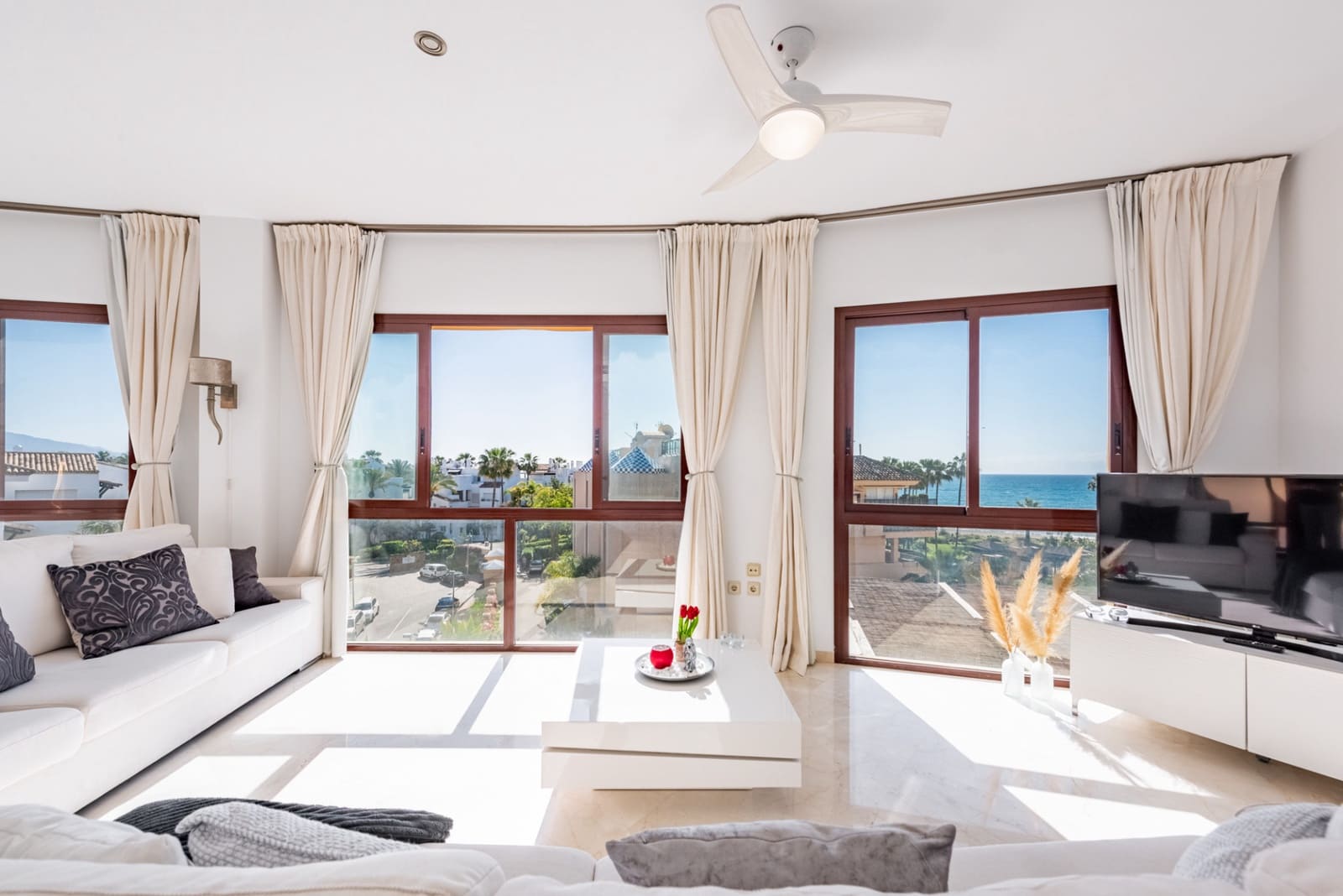 3 soveværelse Penthouse til salg i Costalita med swimmingpool garage - € 1.149.000 (Ref: 9217248)