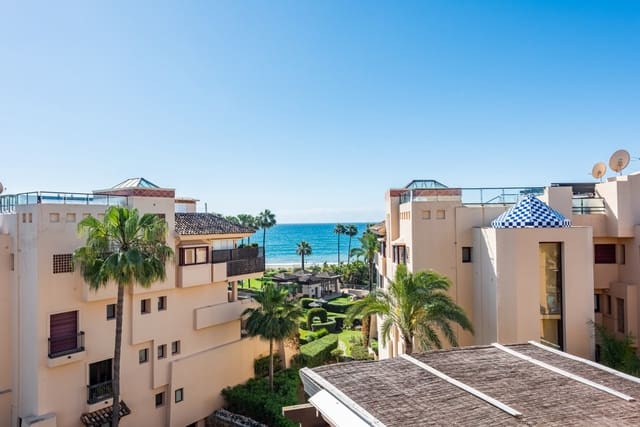 3 chambre Penthouse à vendre à Costalita, Estepona avec piscine garage - 1 149 000 € (Ref: 9217248)
