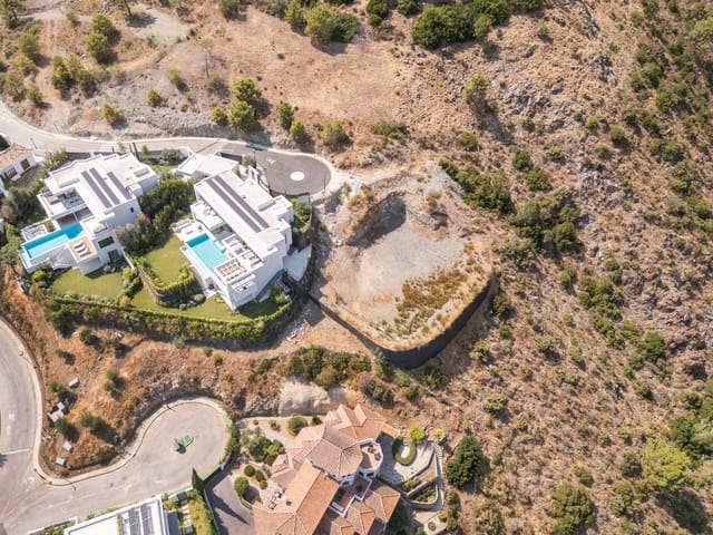 Terrain à Bâtir à vendre à La Quinta, Benahavís - 1 695 000 € (Ref: 9217253)