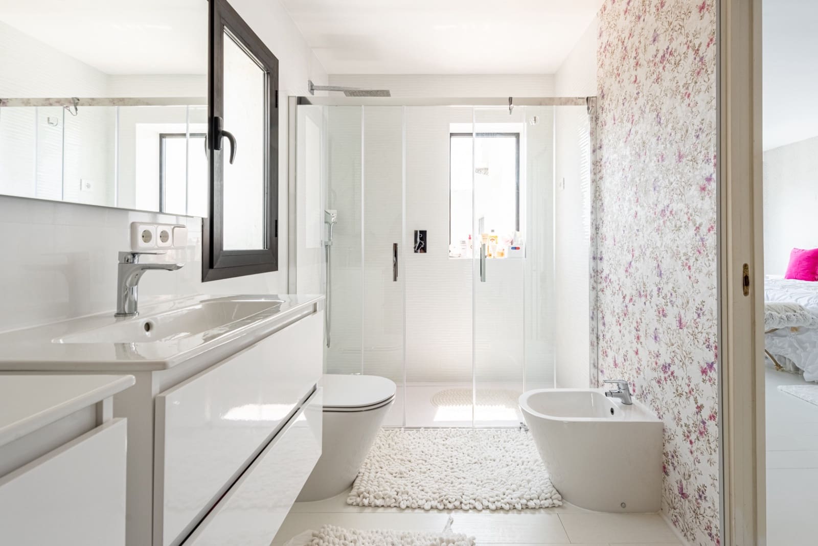 2 bedroom Penthouse for sale in Marbella with pool garage - € 1,825,000 (Ref: 9217256)