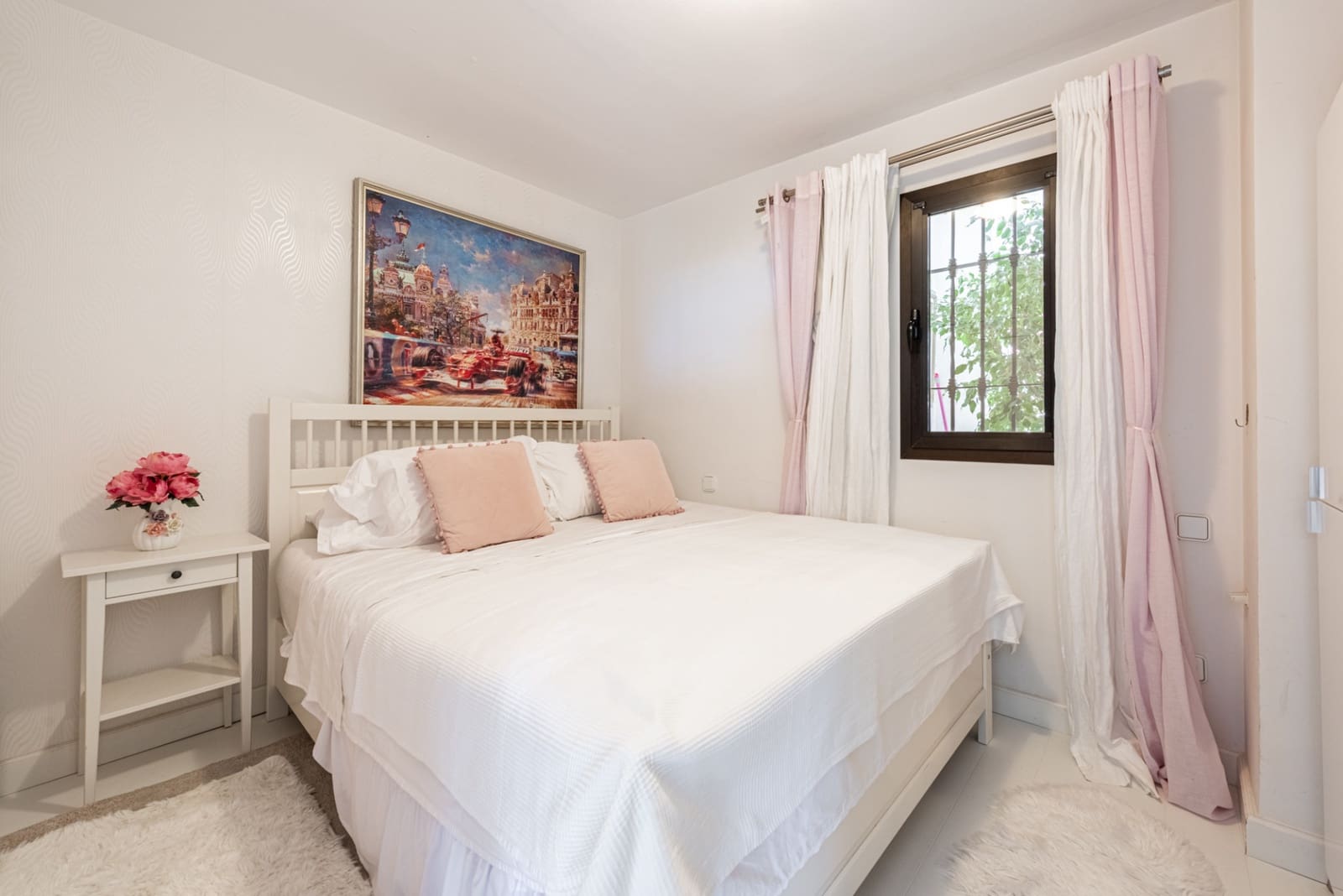 2 bedroom Penthouse for sale in Marbella with pool garage - € 1,825,000 (Ref: 9217256)