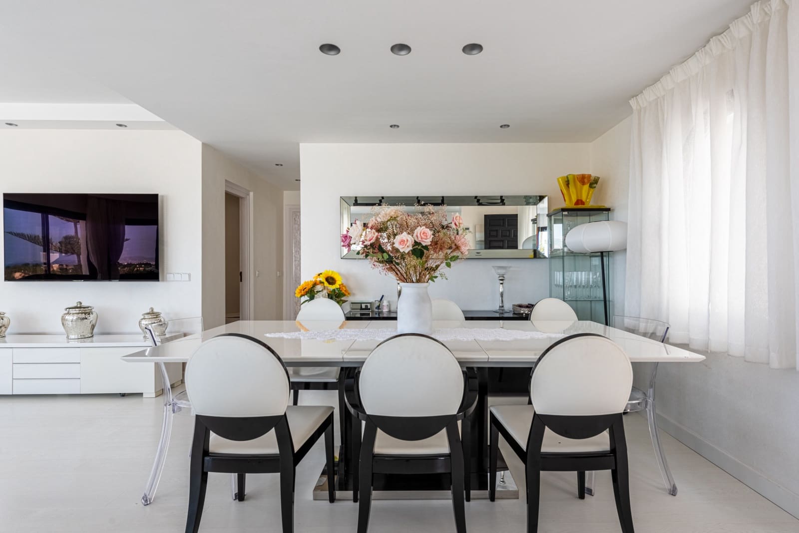 2 soveværelse Penthouse til salg i Marbella med swimmingpool garage - € 1.790.000 (Ref: 9217256)
