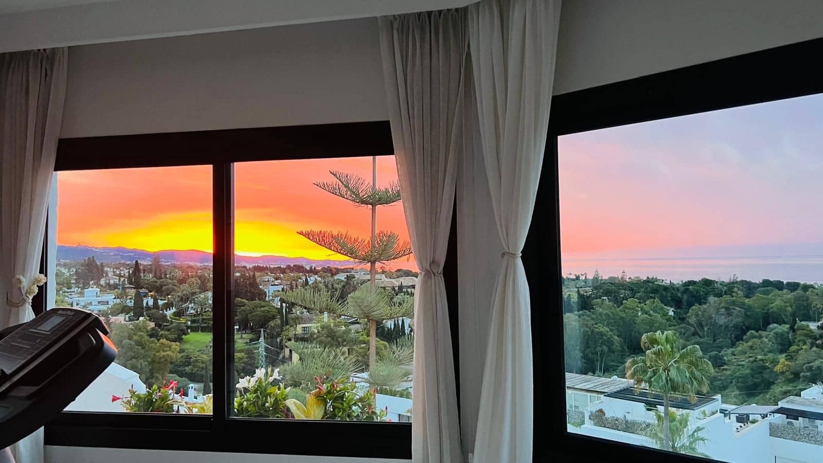 2 soveværelse Penthouse til salg i Marbella med swimmingpool garage - € 1.790.000 (Ref: 9217256)