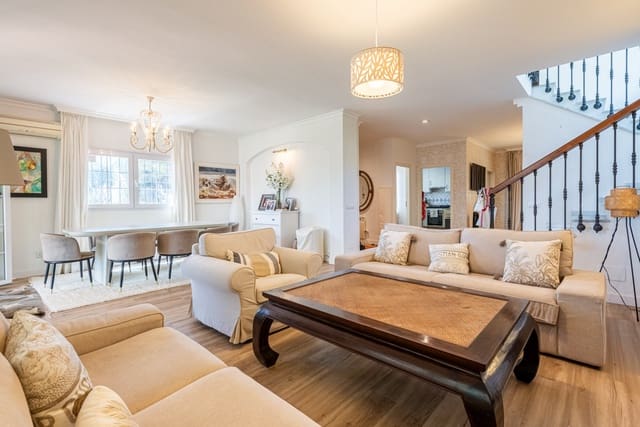 3 soverom Villa til salgs i Atalaya-Isdabe, Estepona med svømmebasseng garasje - € 1 350 000 (Ref: 9217257)