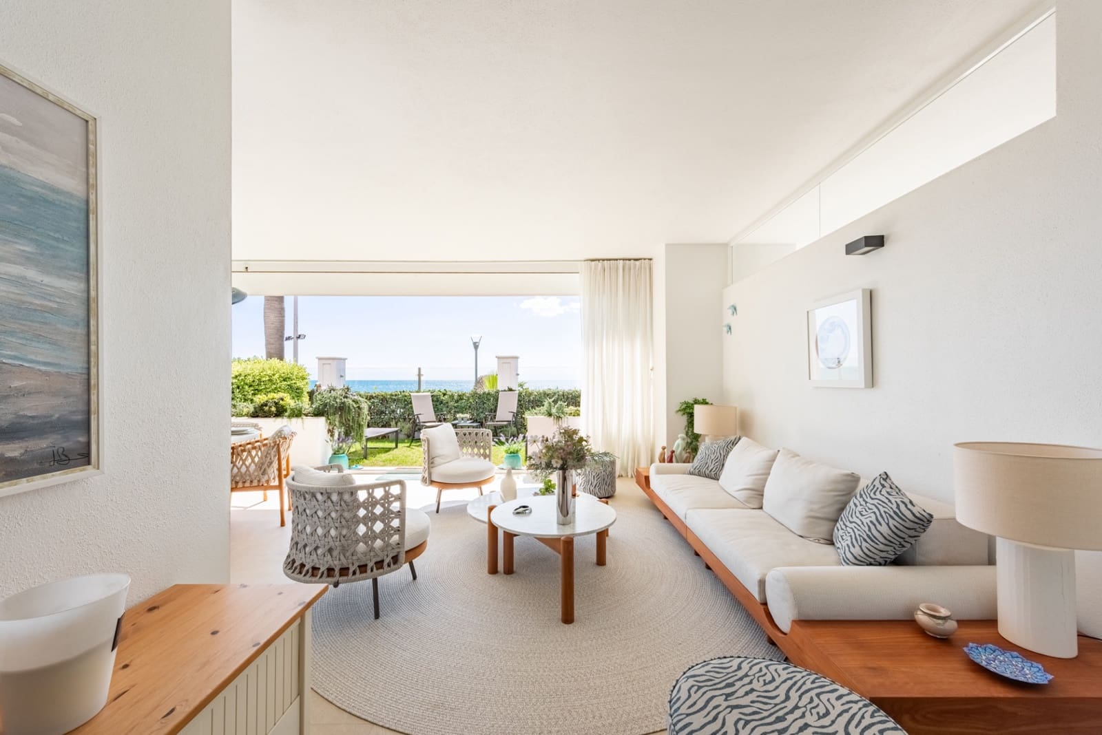 2 Zimmer Apartment zu verkaufen in Estepona mit Pool Garage - 1.250.000 € (Ref: 9217259)