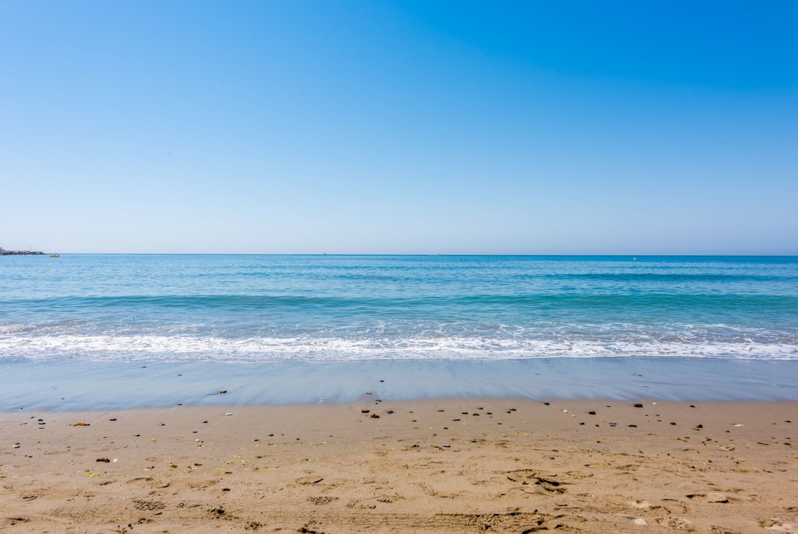 2 Zimmer Apartment zu verkaufen in Estepona mit Pool Garage - 1.250.000 € (Ref: 9217259)