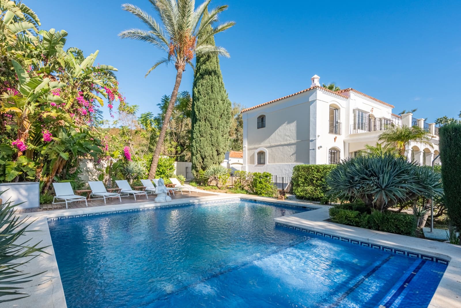 5 Zimmer Villa zu verkaufen in Benahavis mit Pool Garage - 3.850.000 € (Ref: 9217260)