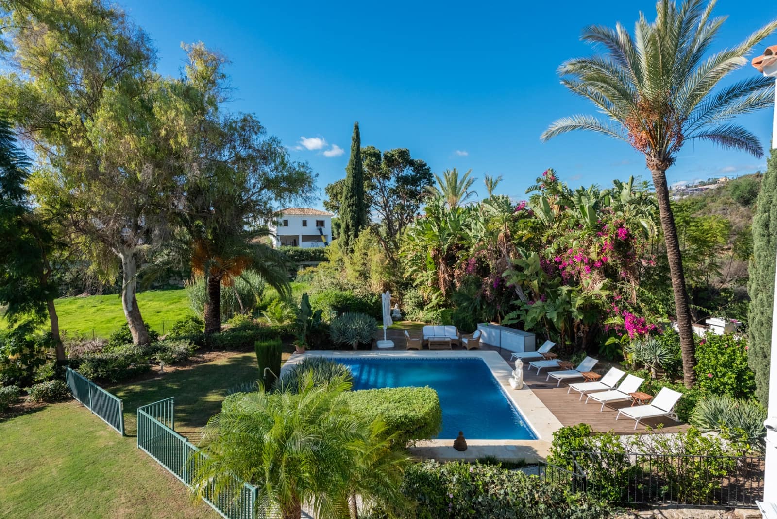 5 Zimmer Villa zu verkaufen in Benahavis mit Pool Garage - 3.850.000 € (Ref: 9217260)
