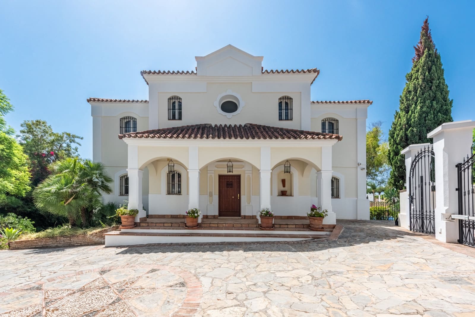 5 sovrum Villa till salu i Benahavis med pool garage - 3 500 000 € (Ref: 9217260)