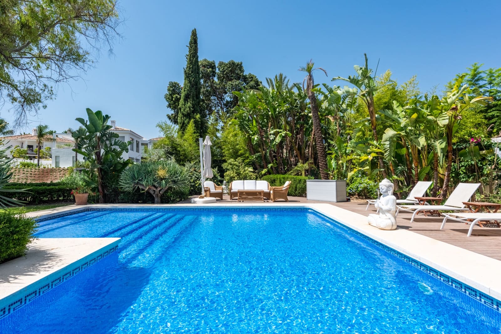 5 sovrum Villa till salu i Benahavis med pool garage - 3 500 000 € (Ref: 9217260)