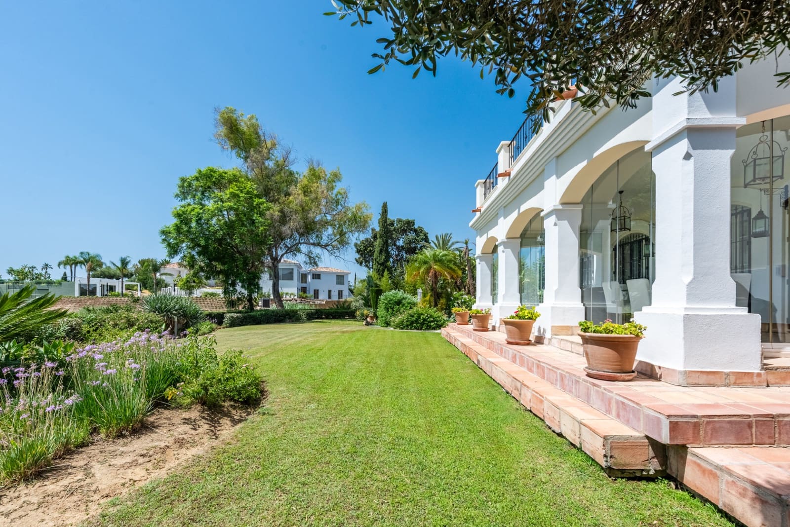 5 sovrum Villa till salu i Benahavis med pool garage - 3 500 000 € (Ref: 9217260)
