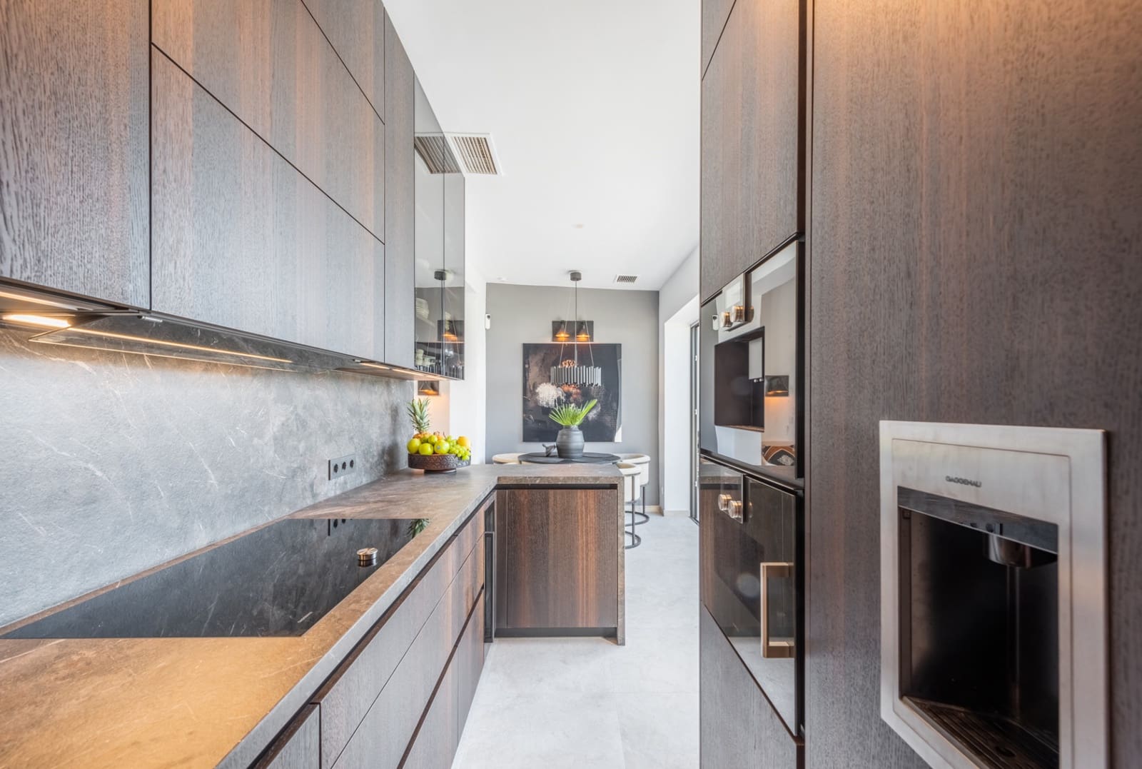 3 bedroom Townhouse for sale in Marbella with pool garage - € 3,500,000 (Ref: 9217261)