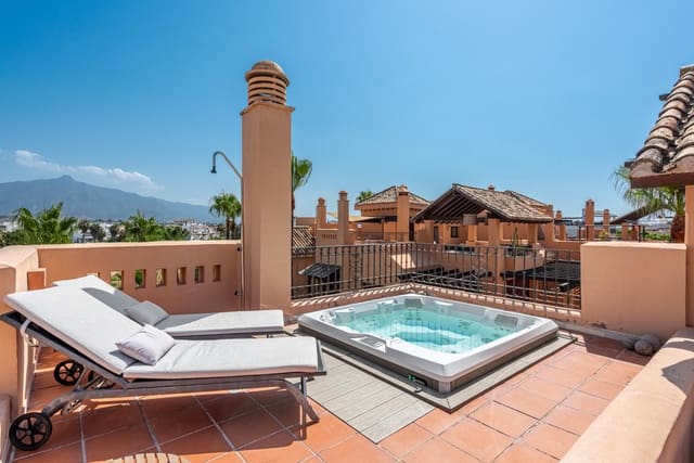 3 slaapkamer Penthouse te koop in Nueva Alcántara, Marbella met zwembad garage - € 1.795.000 (Ref: 9217267)