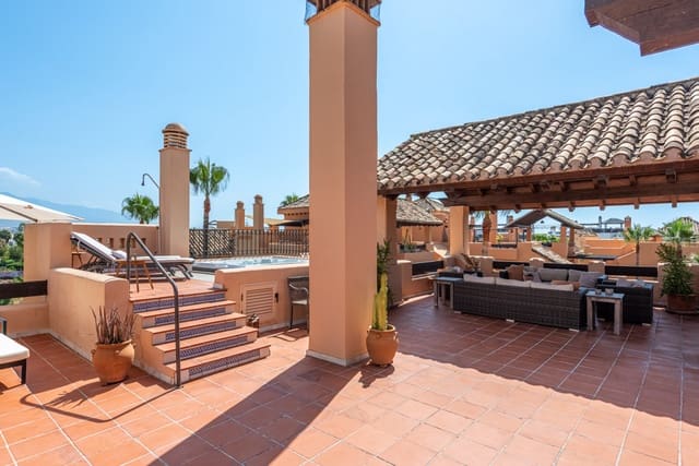 3 slaapkamer Penthouse te koop in Nueva Alcántara, Marbella met zwembad garage - € 1.795.000 (Ref: 9217267)