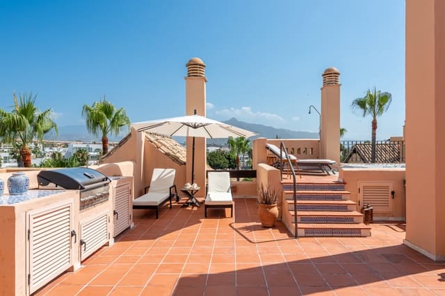 3 slaapkamer Penthouse te koop in Nueva Alcántara, Marbella met zwembad garage - € 1.795.000 (Ref: 9217267)
