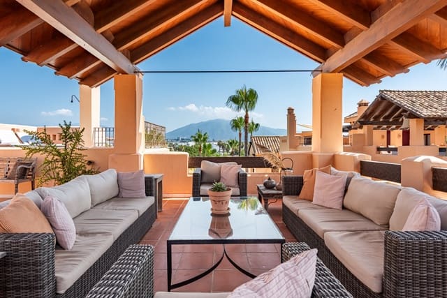 3 slaapkamer Penthouse te koop in Nueva Alcántara, Marbella met zwembad garage - € 1.795.000 (Ref: 9217267)