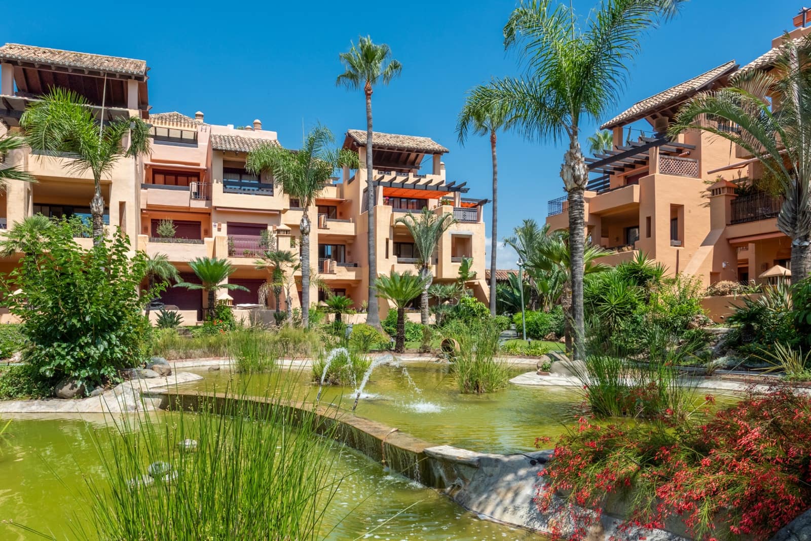 3 Zimmer Penthouse zu verkaufen in San Pedro de Alcantara mit Pool Garage - 1.795.000 € (Ref: 9217267)