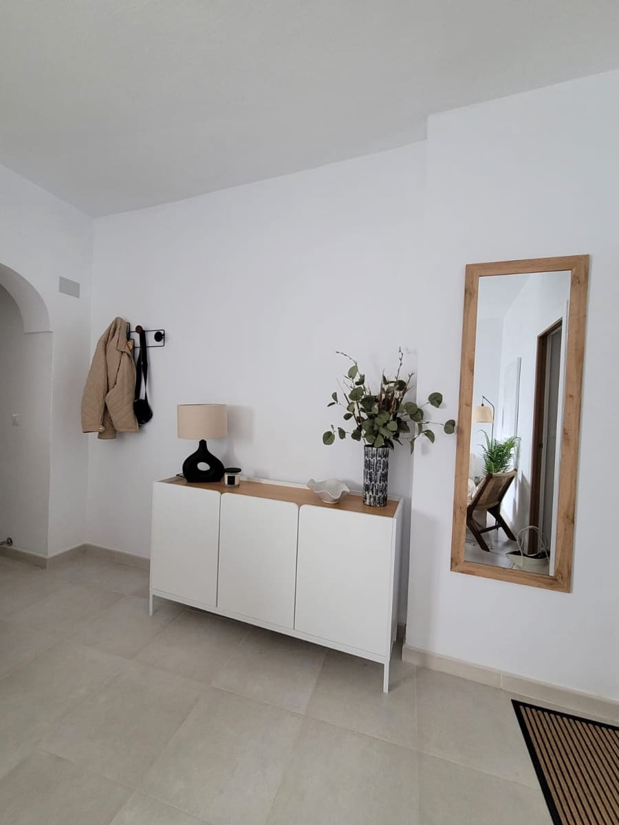 1 bedroom Apartment for sale in Estepona - € 279,000 (Ref: 9217269)