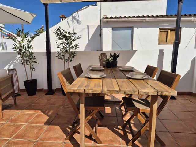 1 bedroom Apartment for sale in Estepona - € 279,000 (Ref: 9217269)