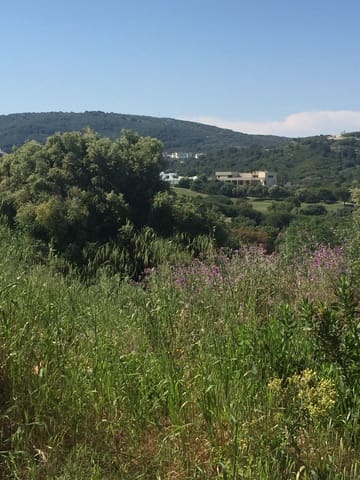 Tomt till salu i Sotogrande Alto, San Roque - 685 000 € (Ref: 9217271)